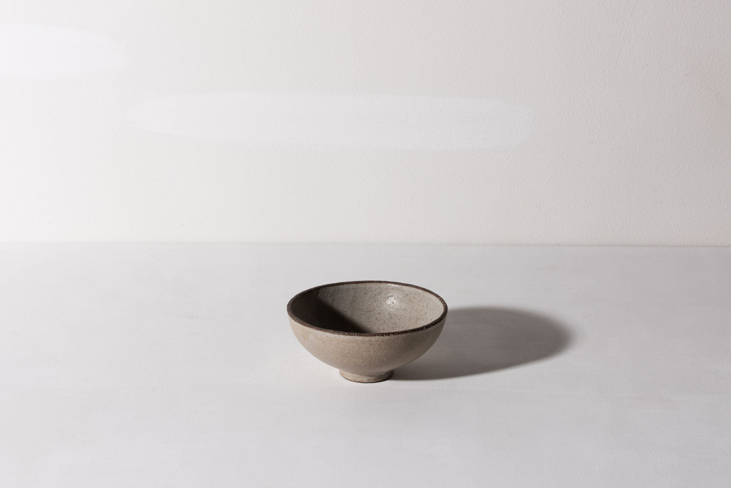 Bowl w. High Edge - Nordic Grey