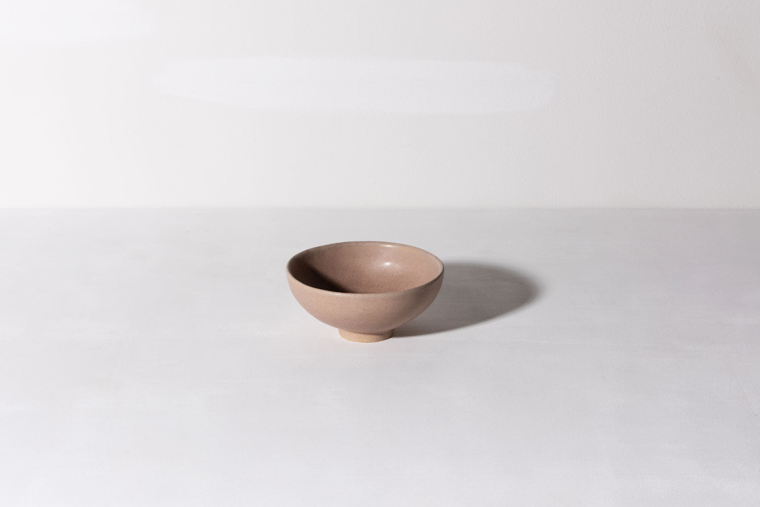 Bowl w. High Edge - Nude