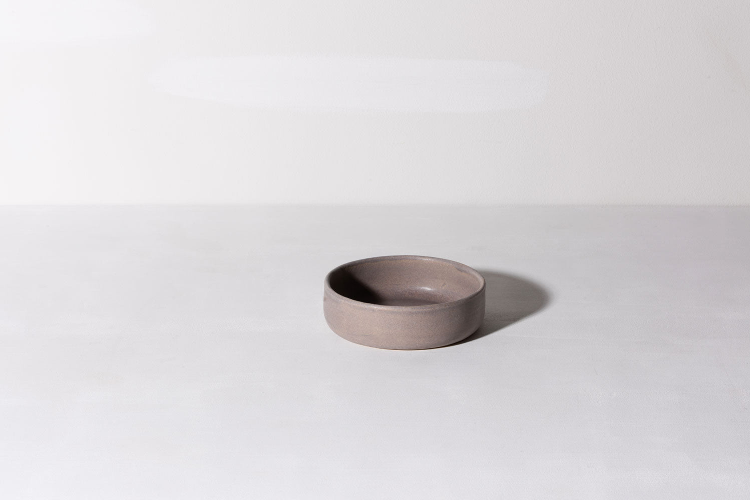 Bowl w. Low Edge - Dusty Purple