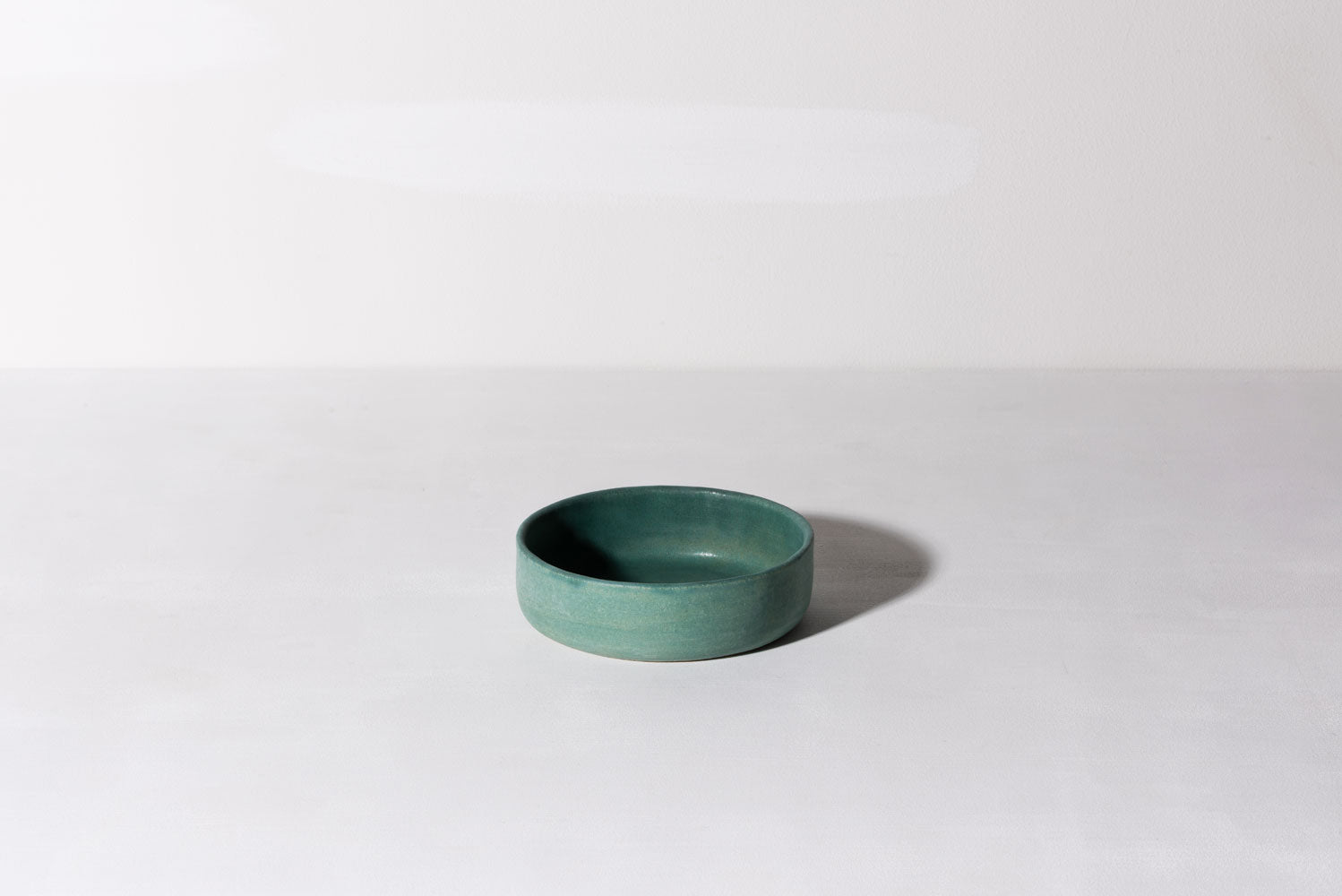 Bowl w. Low Edge - Oil Green