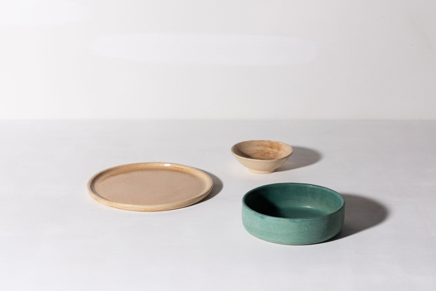 Bowl w. Low Edge - Oil Green